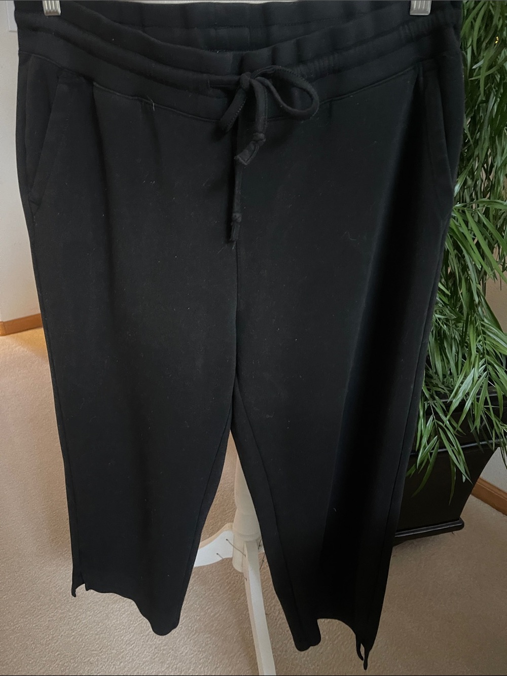32 Degrees Black Capri Drawstring Pull-On Pants